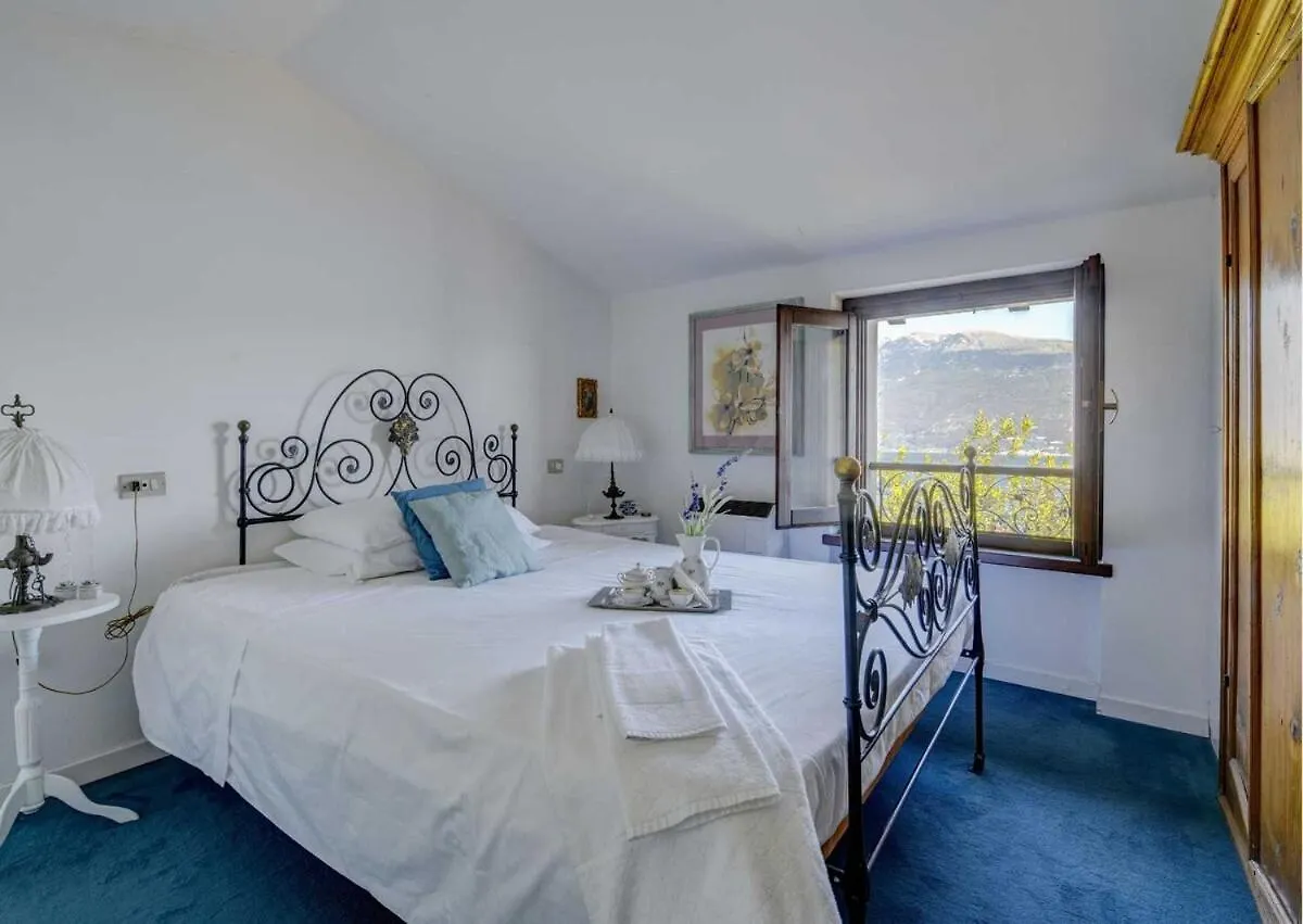 Le Ravere Luxury Mini-Resort - A Structure For 12 Gargnano Villa