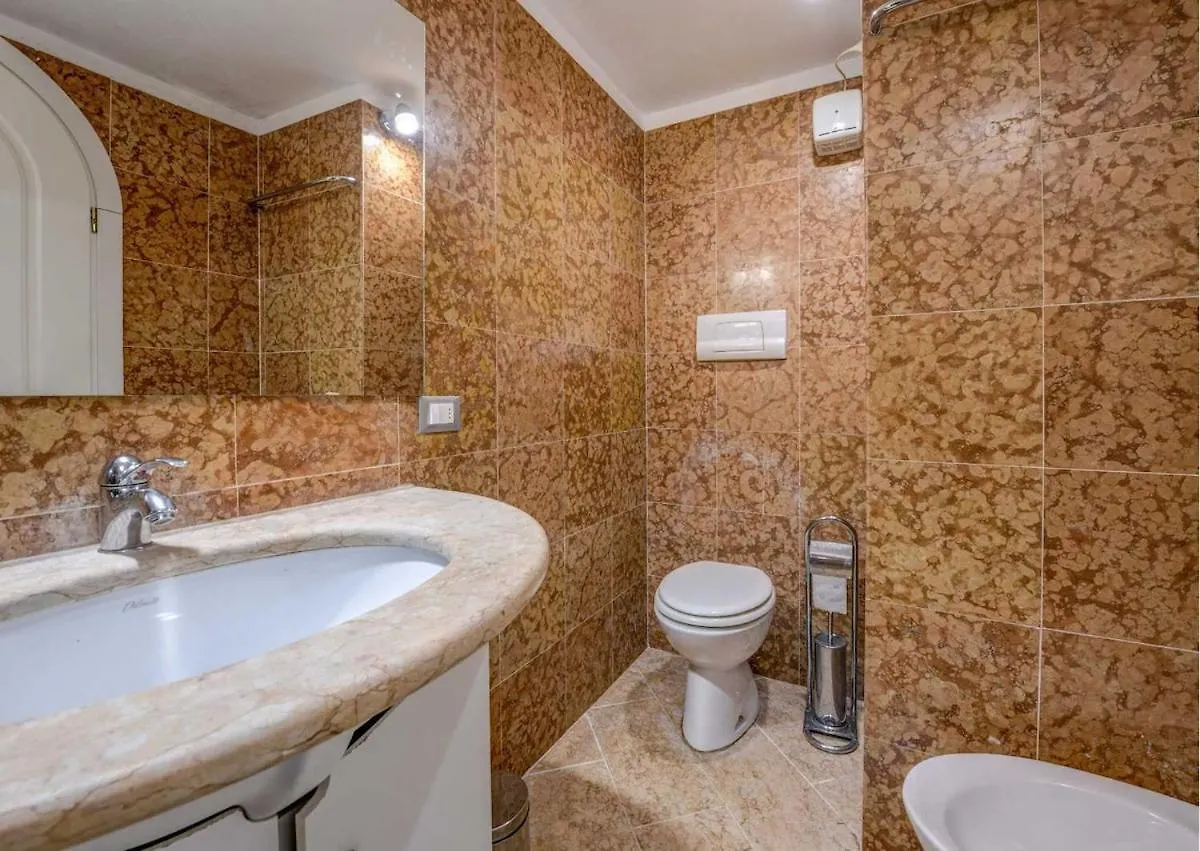 Le Ravere Luxury Mini-Resort - A Structure For 12 Gargnano 0*,